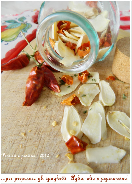 preparato per aglio olio e peperoncino