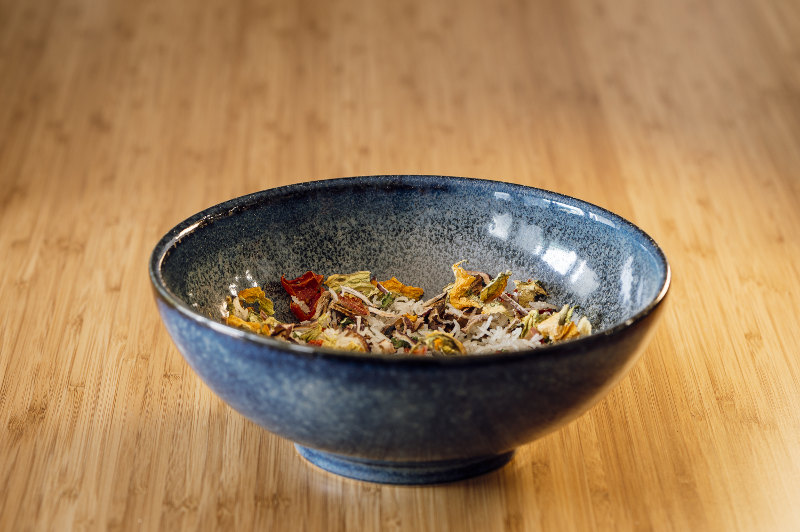 riso con ingredienti essiccati